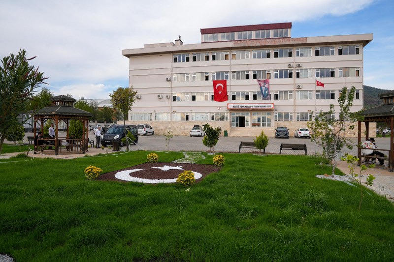 FTSO PROJE OKULUNUN ÇEHRESİNİ DEĞİŞTİRİYOR